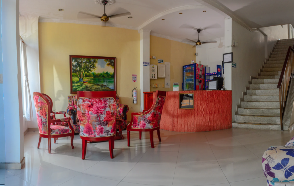 Hotel Bolivar Plaza Dorada