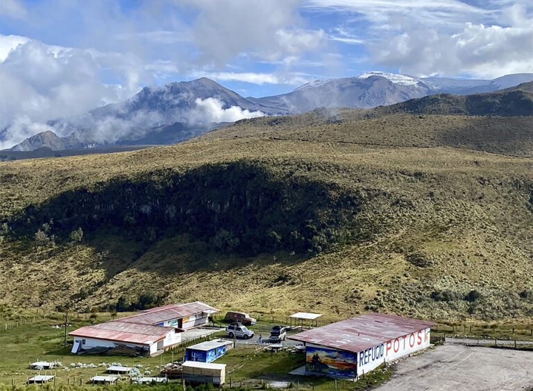 Refugio Potosí and Laguna del Otún – A páramo experience, photo 1 of 7